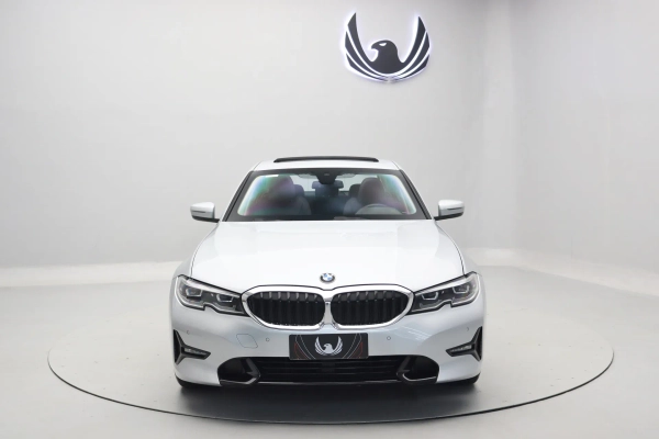 Foto do veiculo BMW 330I SPORT