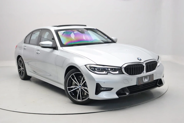 Foto do veiculo BMW 330I SPORT