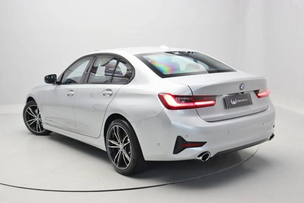 Foto do veiculo BMW 330I SPORT