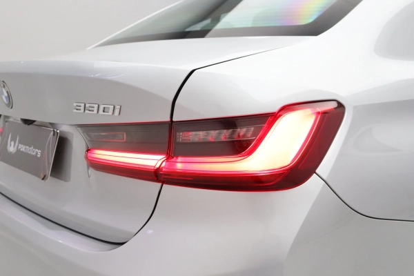 Foto do veiculo BMW 330I SPORT