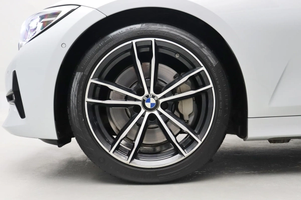 Foto do veiculo BMW 330I SPORT