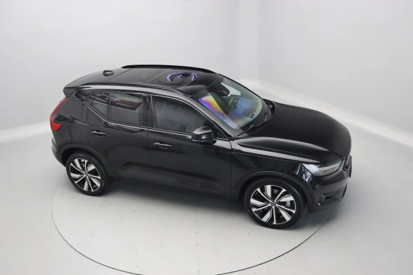 Foto do veiculo VOLVO XC40 T5 RECHARGE R-DESIGN