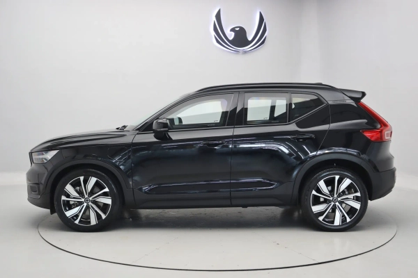 Foto do veiculo VOLVO XC40 T5 RECHARGE R-DESIGN