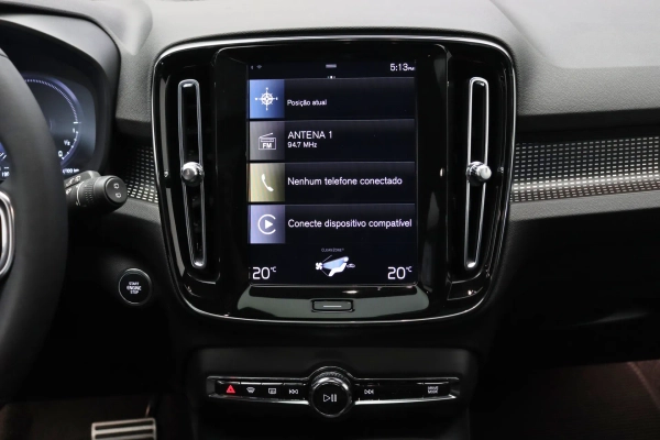 Foto do veiculo VOLVO XC40 T5 RECHARGE R-DESIGN