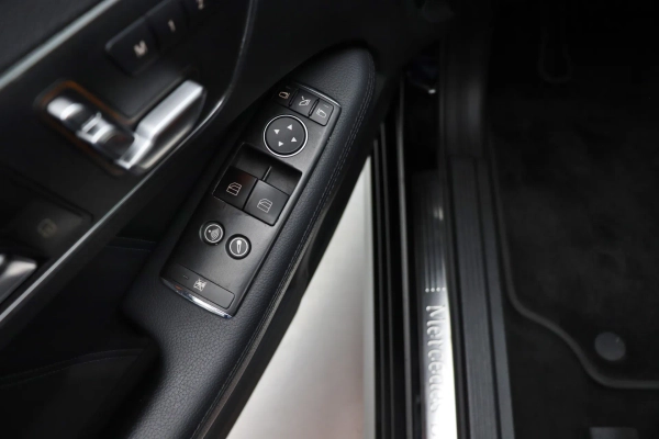 Foto do veiculo MERCEDES-BENZ E 350 AVANTGARDE