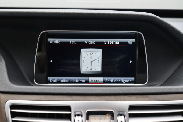 Foto do veiculo MERCEDES-BENZ E 350 AVANTGARDE
