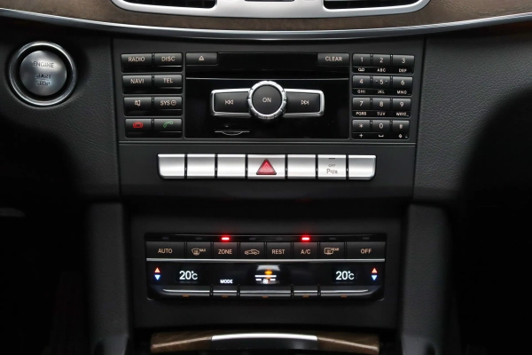 Foto do veiculo MERCEDES-BENZ E 350 AVANTGARDE