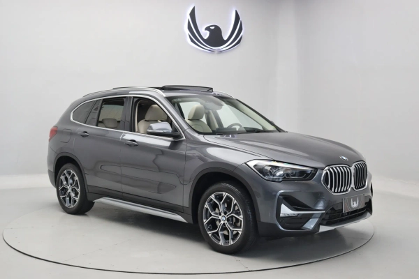Foto do veiculo BMW X1 sDrive20i X-Line