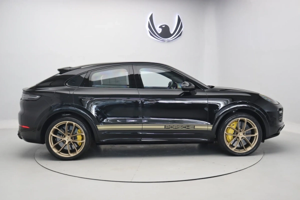 Foto do veiculo PORSCHE CAYENNE TURBO COUPé