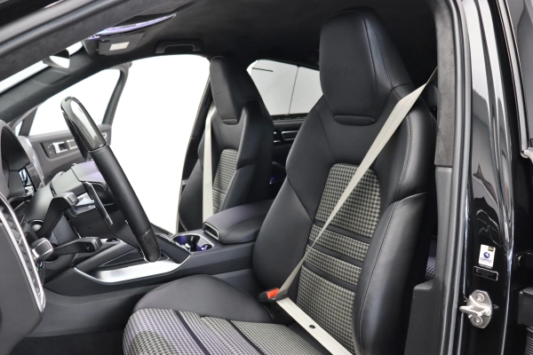 Foto do veiculo PORSCHE CAYENNE TURBO COUPé