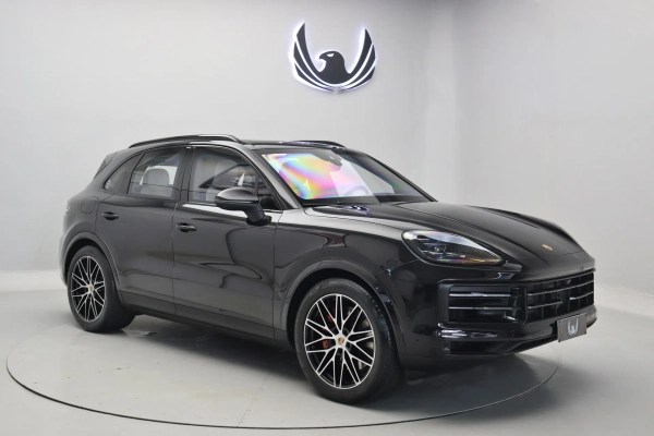 Foto do veiculo PORSCHE CAYENNE E-Hybrid