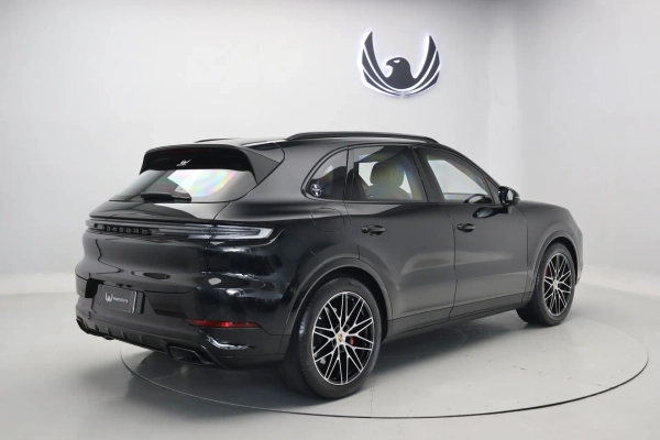 Foto do veiculo PORSCHE CAYENNE E-HYBRID
