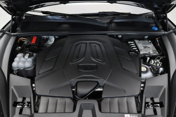 Foto do veiculo PORSCHE CAYENNE E-HYBRID