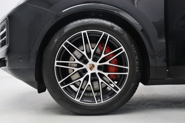 Foto do veiculo PORSCHE CAYENNE E-HYBRID
