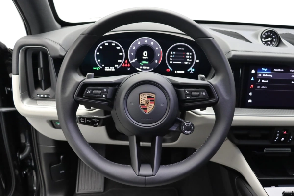 Foto do veiculo PORSCHE CAYENNE E-HYBRID