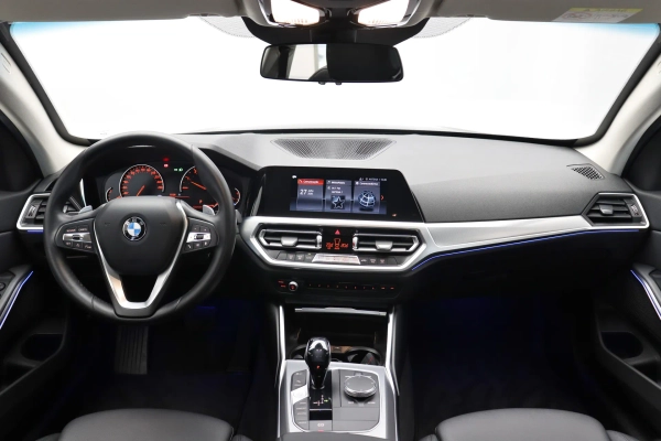 Foto do veiculo BMW 320I SPORT