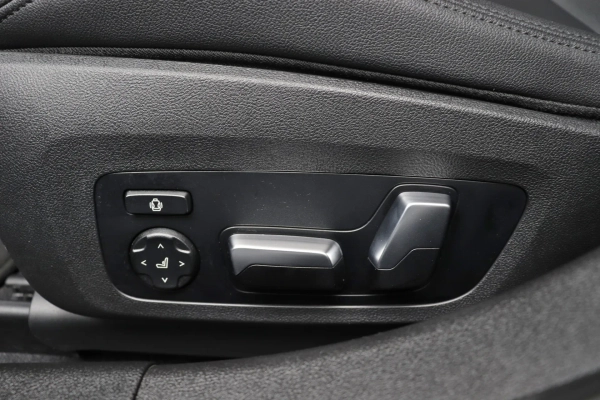 Foto do veiculo BMW 320I SPORT