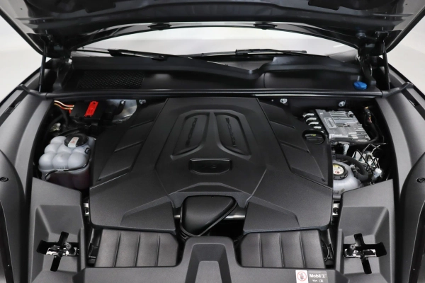 Foto do veiculo PORSCHE CAYENNE COUPé E-HYBRID