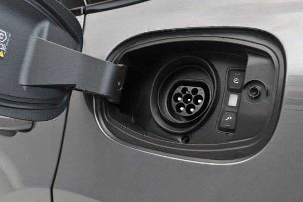 Foto do veiculo PORSCHE CAYENNE COUPé E-HYBRID