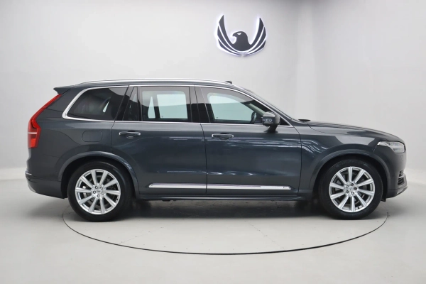 Foto do veiculo VOLVO XC90 T6 INSCRIPTION AWD | 7 LUGARES