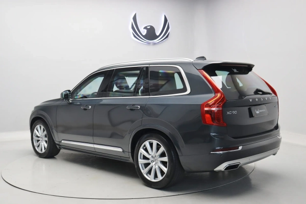 Foto do veiculo VOLVO XC90 T6 INSCRIPTION AWD | 7 LUGARES