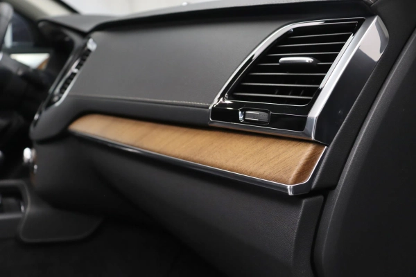 Foto do veiculo VOLVO XC90 T6 INSCRIPTION AWD | 7 LUGARES