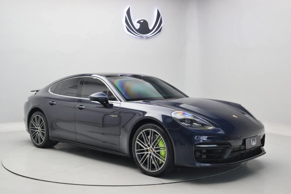 Foto do veiculo PORSCHE PANAMERA 4S E-Hybrid