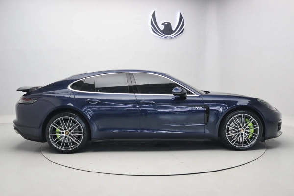 Foto do veiculo PORSCHE PANAMERA 4S E-HYBRID