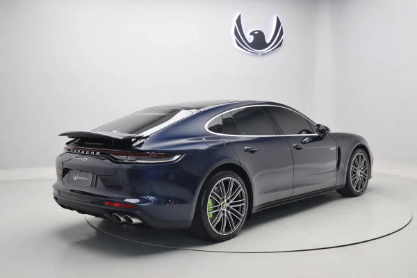 Foto do veiculo PORSCHE PANAMERA 4S E-HYBRID