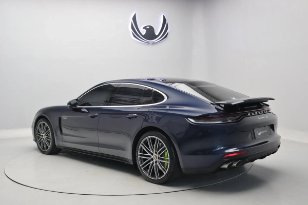 Foto do veiculo PORSCHE PANAMERA 4S E-HYBRID