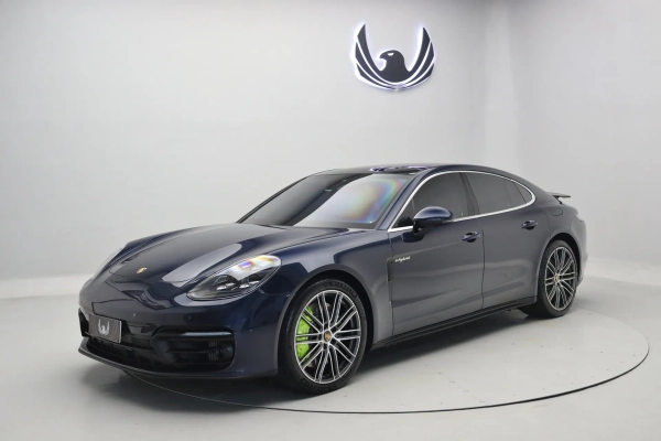 Foto do veiculo PORSCHE PANAMERA 4S E-HYBRID
