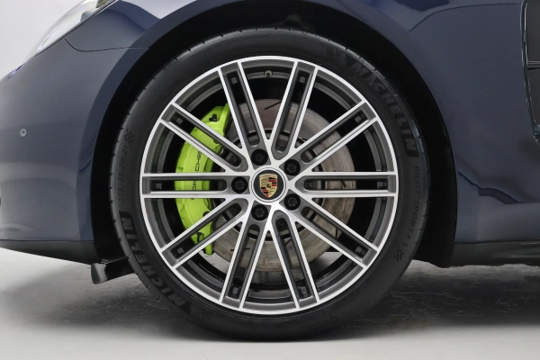 Foto do veiculo PORSCHE PANAMERA 4S E-HYBRID