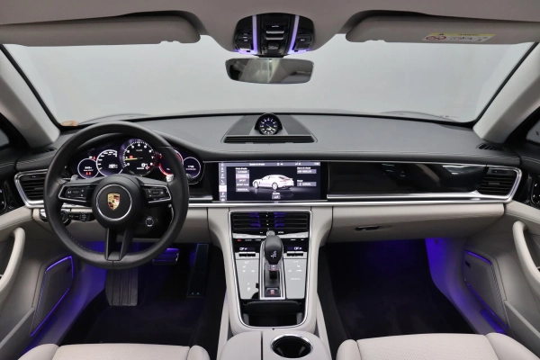 Foto do veiculo PORSCHE PANAMERA 4S E-HYBRID