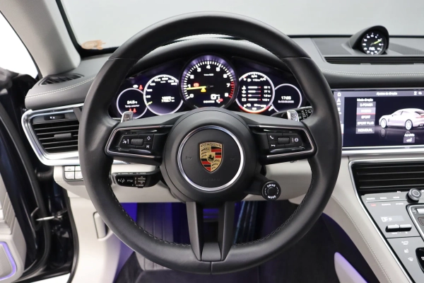 Foto do veiculo PORSCHE PANAMERA 4S E-HYBRID