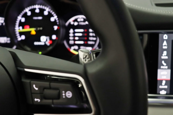 Foto do veiculo PORSCHE PANAMERA 4S E-HYBRID