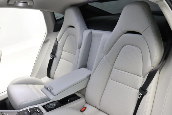 Foto do veiculo PORSCHE PANAMERA 4S E-HYBRID