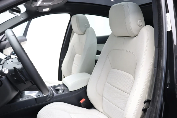 Foto do veiculo JAGUAR E-PACE P250 FLEX S R-DYNAMIC