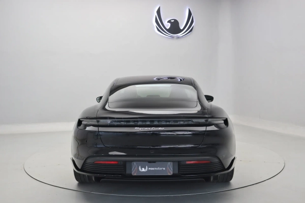 Foto do veiculo PORSCHE TAYCAN TURBO