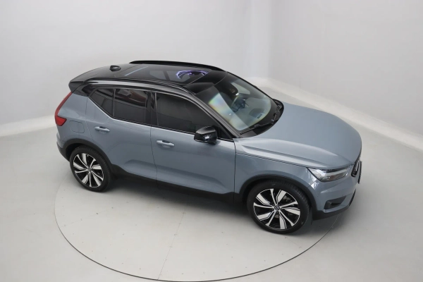 Foto do veiculo VOLVO XC40 T5 RECHARGE R-DESIGN