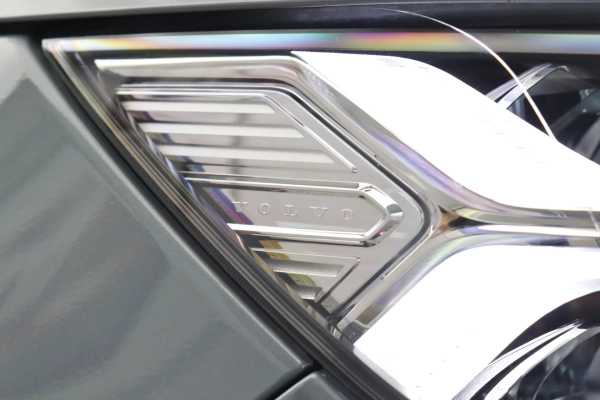 Foto do veiculo VOLVO XC40 T5 RECHARGE R-DESIGN
