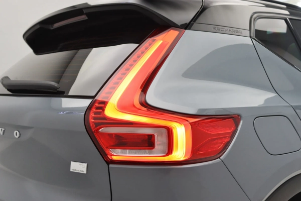 Foto do veiculo VOLVO XC40 T5 RECHARGE R-DESIGN
