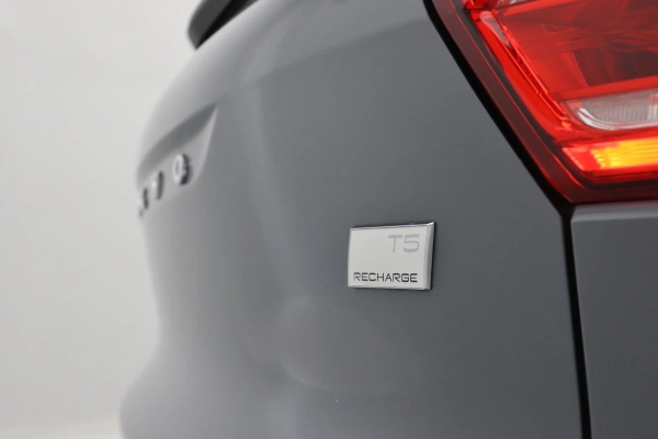 Foto do veiculo VOLVO XC40 T5 RECHARGE R-DESIGN
