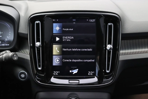 Foto do veiculo VOLVO XC40 T5 RECHARGE R-DESIGN