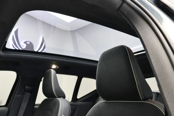 Foto do veiculo VOLVO XC40 T5 RECHARGE R-DESIGN