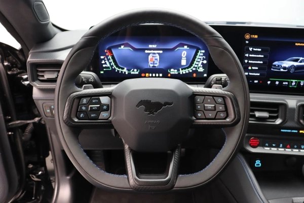 Foto do veiculo FORD MUSTANG DARK HORSE