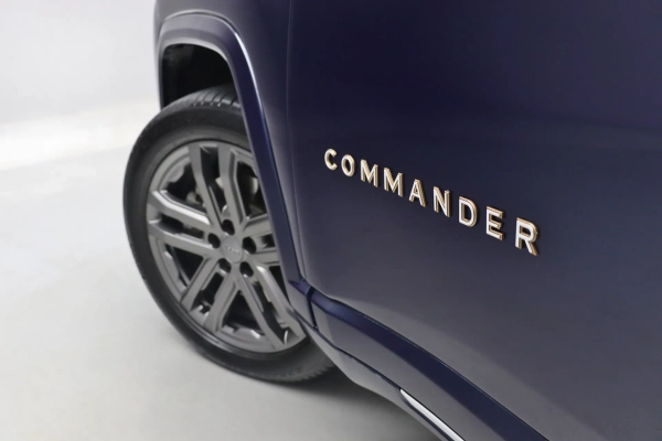 Foto do veiculo JEEP COMMANDER OVERLAND 2.0T 4X4 | 7 LUGARES