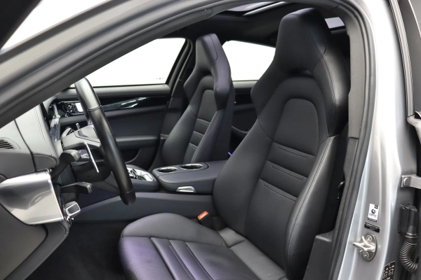 Foto do veiculo PORSCHE PANAMERA 4S E-HYBRID