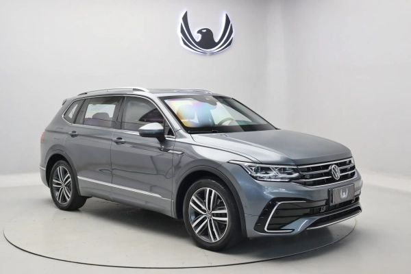 Foto do veiculo VOLKSWAGEN TIGUAN Allspace R-Line | 7 Lugares