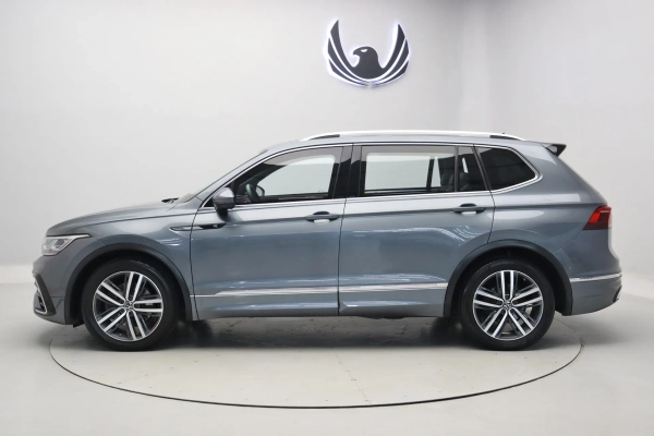 Foto do veiculo VOLKSWAGEN TIGUAN ALLSPACE R-LINE | 7 LUGARES