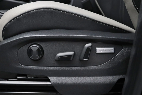 Foto do veiculo VOLKSWAGEN AMAROK V6 HIGHLINE